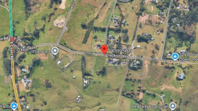 Truck Crashes into Wall in Stillwater, Auckland Leaving One Seriously Injured Truck Crashes into Wall in Stillwater, Auckland Leaving One Seriously Injured