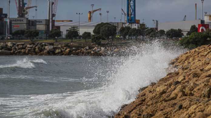 Mild Meteotsunami Hits East Coast and Lake Taupō Regions Mild Meteotsunami Hits East Coast and Lake Taupō Regions