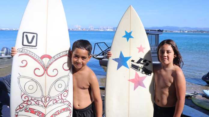 Riding a Wave of Kindness: Bay Boardriders Support Matakana Island School Riding a Wave of Kindness: Bay Boardriders Support Matakana Island School