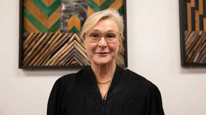 NZ Judge to Face Conduct Panel Over Alleged Verbal Abuse of Winston Peters NZ Judge to Face Conduct Panel Over Alleged Verbal Abuse of Winston Peters