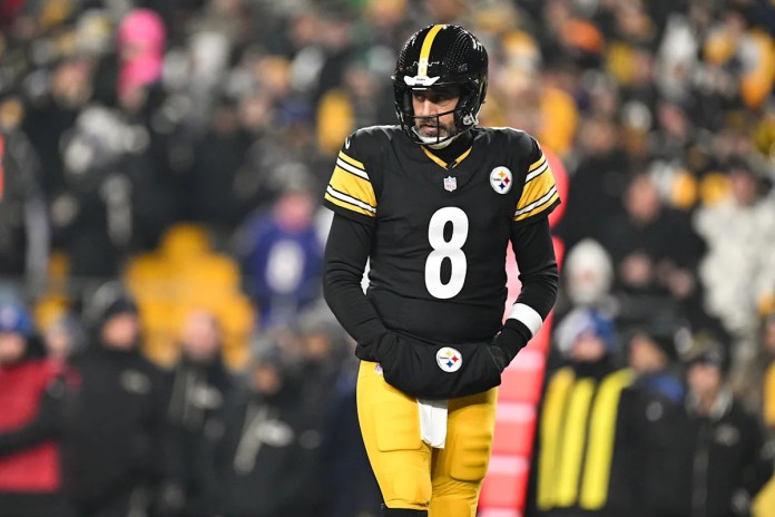 Aaron Rodgers Expected to Rejoin Packers, Not Steelers, Next Season Aaron Rodgers Expected to Rejoin Packers, Not Steelers, Next Season