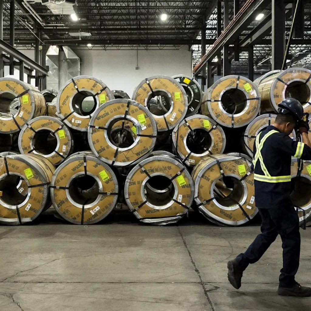 Canada’s GDP Sees 0.3% Decline in October Canada’s GDP Sees 0.3% Decline in October