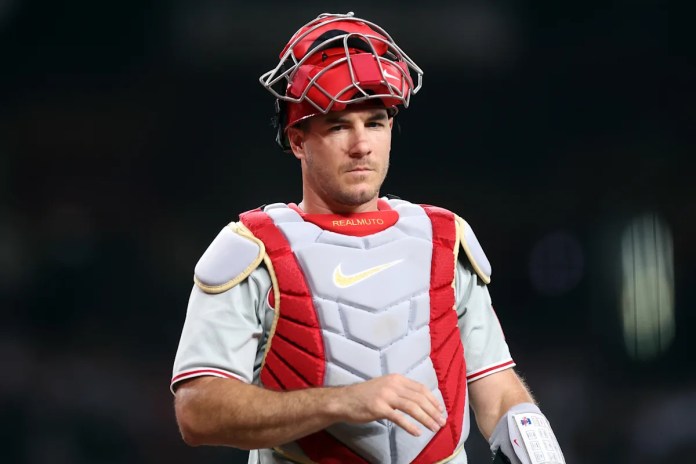 Phillies Re-Sign J.T. Realmuto to 5-Year 5.5 Million Deal Phillies Re-Sign J.T. Realmuto to 5-Year 5.5 Million Deal