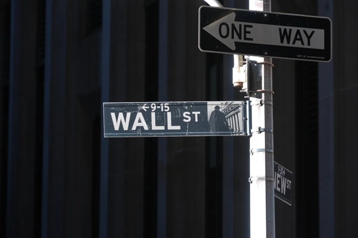 Dow, S&P 500, and Nasdaq Drop Amid Nvidia-Led AI Selloff and Renewed Jobs Concerns Dow, S&P 500, and Nasdaq Drop Amid Nvidia-Led AI Selloff and Renewed Jobs Concerns