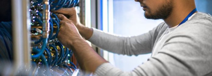 DXC Technology: A Mixed Bag of Valuation and Momentum DXC Technology: A Mixed Bag of Valuation and Momentum