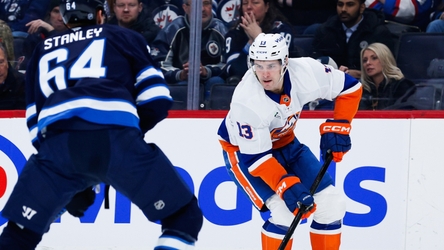 Islanders Fall Short in Thrilling 5-4 loss to Winnipeg Jets Islanders Fall Short in Thrilling 5-4 loss to Winnipeg Jets