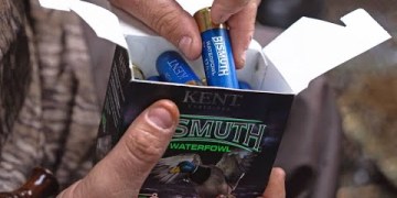Hunting Flooded Timber Mallards With Kent Bismuth Shotshells Hunting Flooded Timber Mallards With Kent Bismuth Shotshells