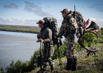 20AK20 | Caribou Hunting In Alaska’s Arctic Tundra 20AK20 | Caribou Hunting In Alaska’s Arctic Tundra