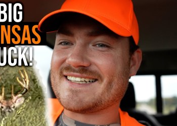 150″ Kansas Buck Walking To Stand!! | Early Season Deer Hunting 150″ Kansas Buck Walking To Stand!! | Early Season Deer Hunting