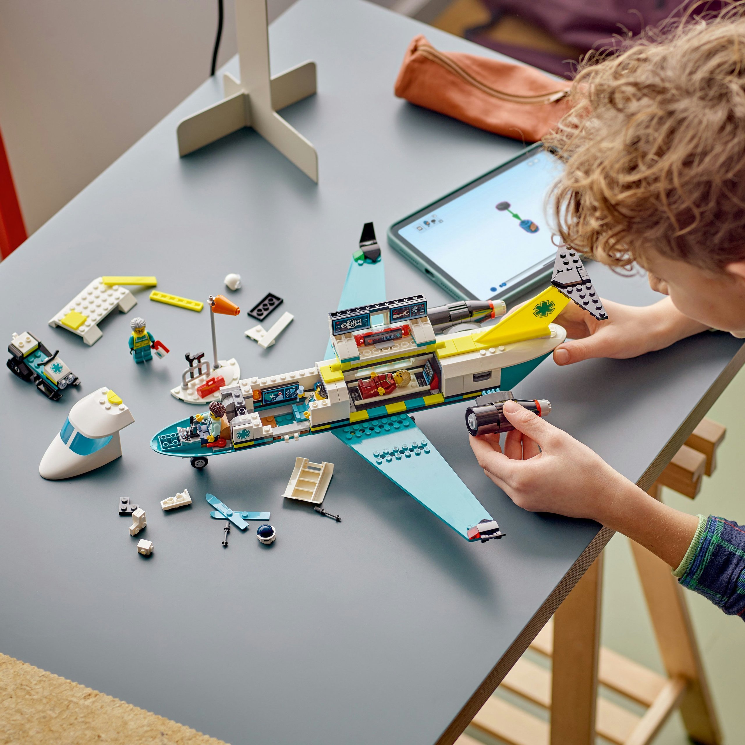 LEGO City gelbėjamojo lėktuvo rinkinys 60465