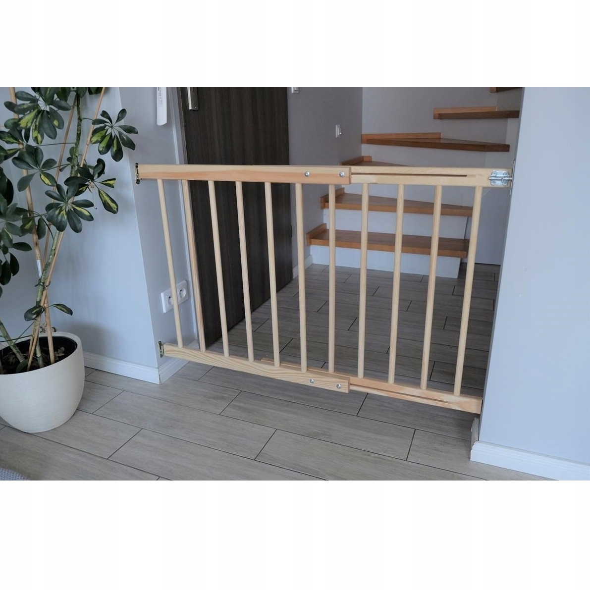 eBramka.pl atitvara durims ir schodams 52-72cm 68cm aukščio