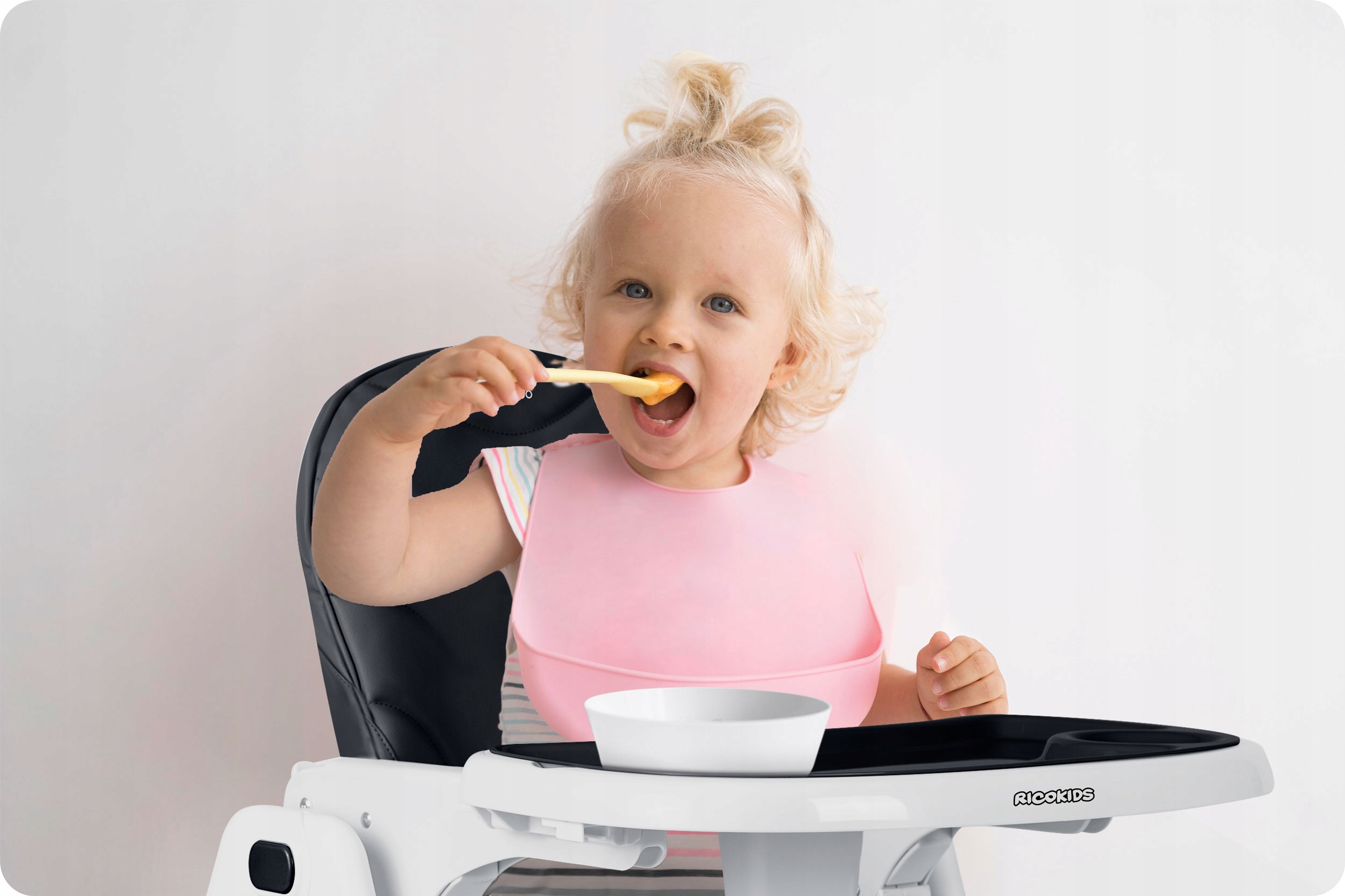 RicoKids TULO sulankstomos kėdutės su stalu