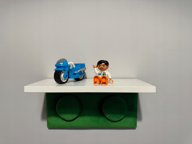 LEGO KLUOTOS FORMOS SIENINĖ LENTYNA, Kelių spalvų, 50 cm