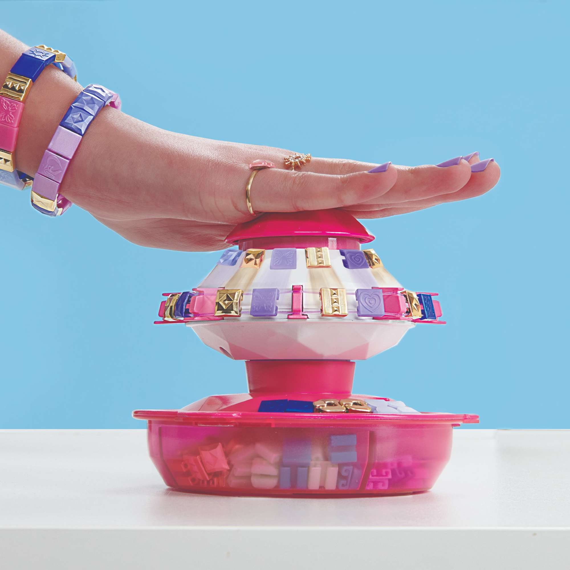COOL MAKER POP STILIAUS APYNĖČIŲ GAMYBOS RINKINYS MAKE BRACELETS
