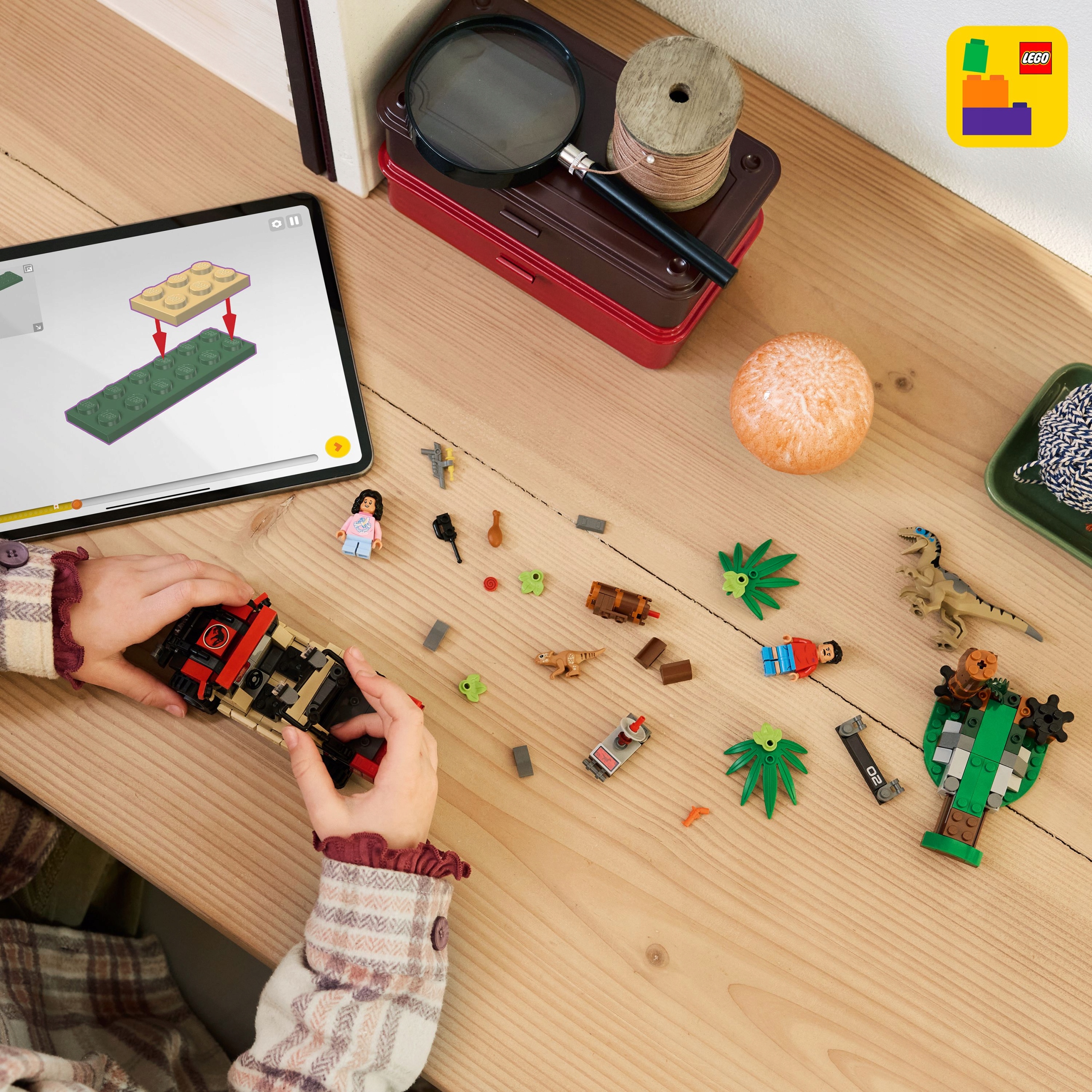 LEGO Jurassic World raptorinė bėgimo 76972