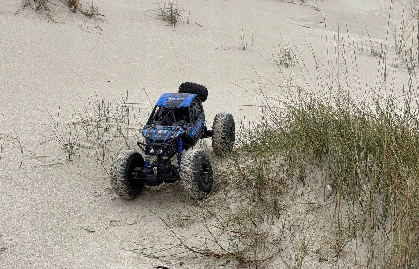 Pan i Pani Gadżet tereninis RC automobilis 4x4
