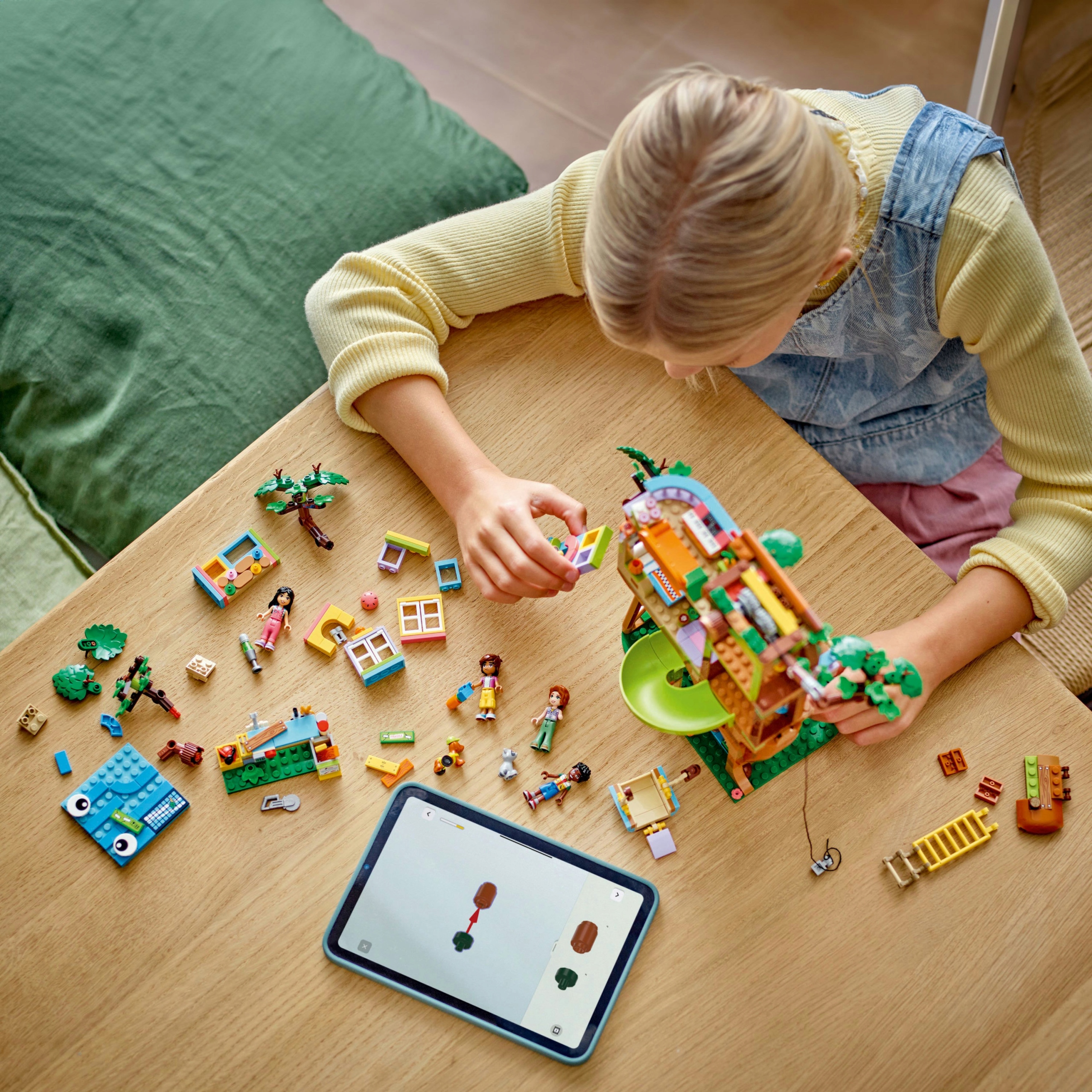 LEGO Friends draugystės medžio namai 42652
