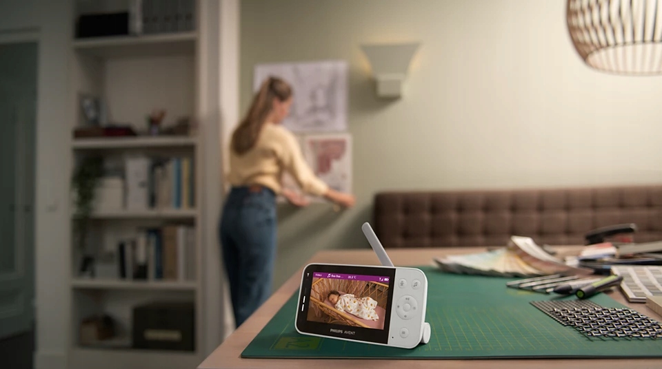 PHILIPS AVENT ELECTRONIC NANNY VIDEO FULL HD EKRANO + LOPŠINIŲ APP