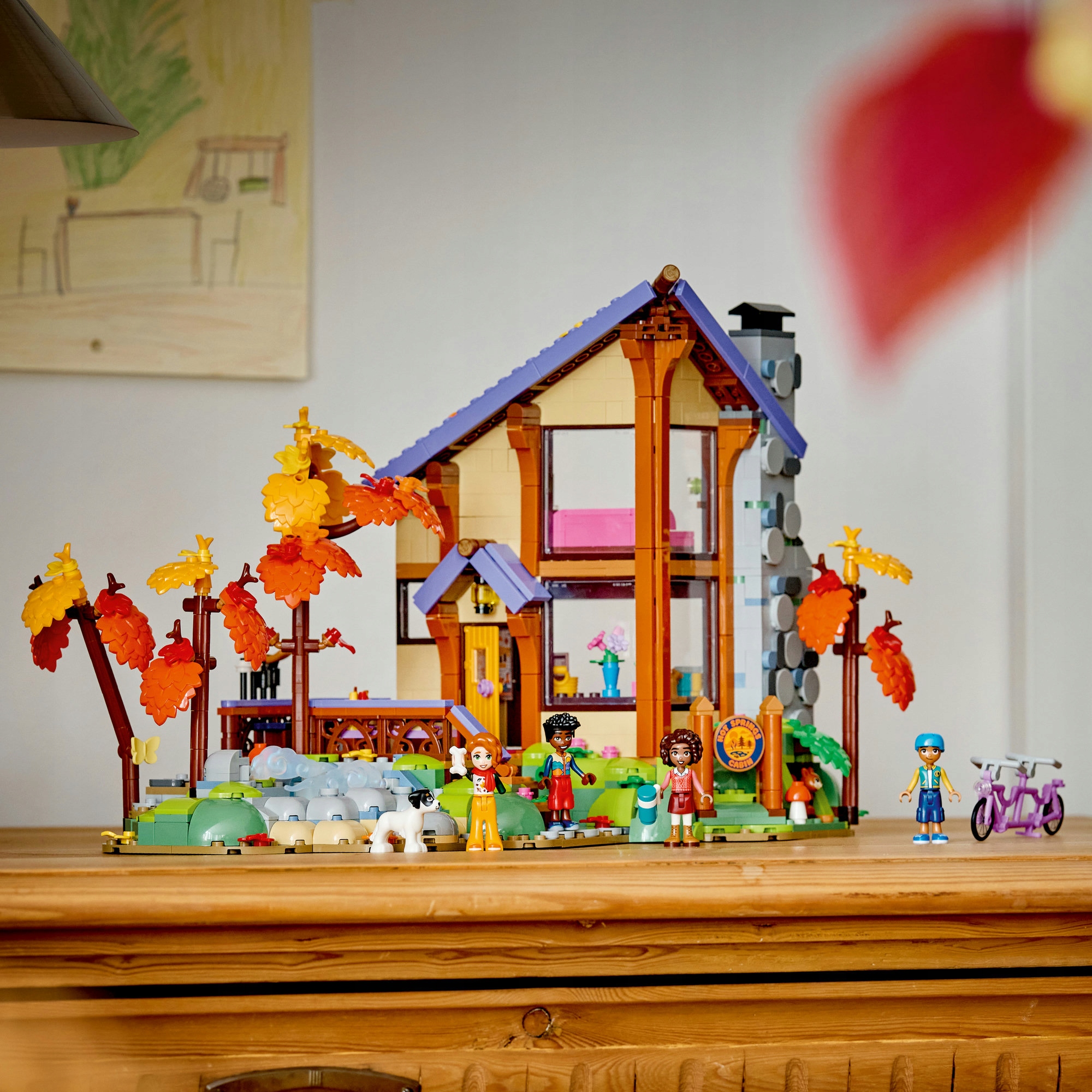 LEGO Friends 42705 rudeninė miško kabinutė