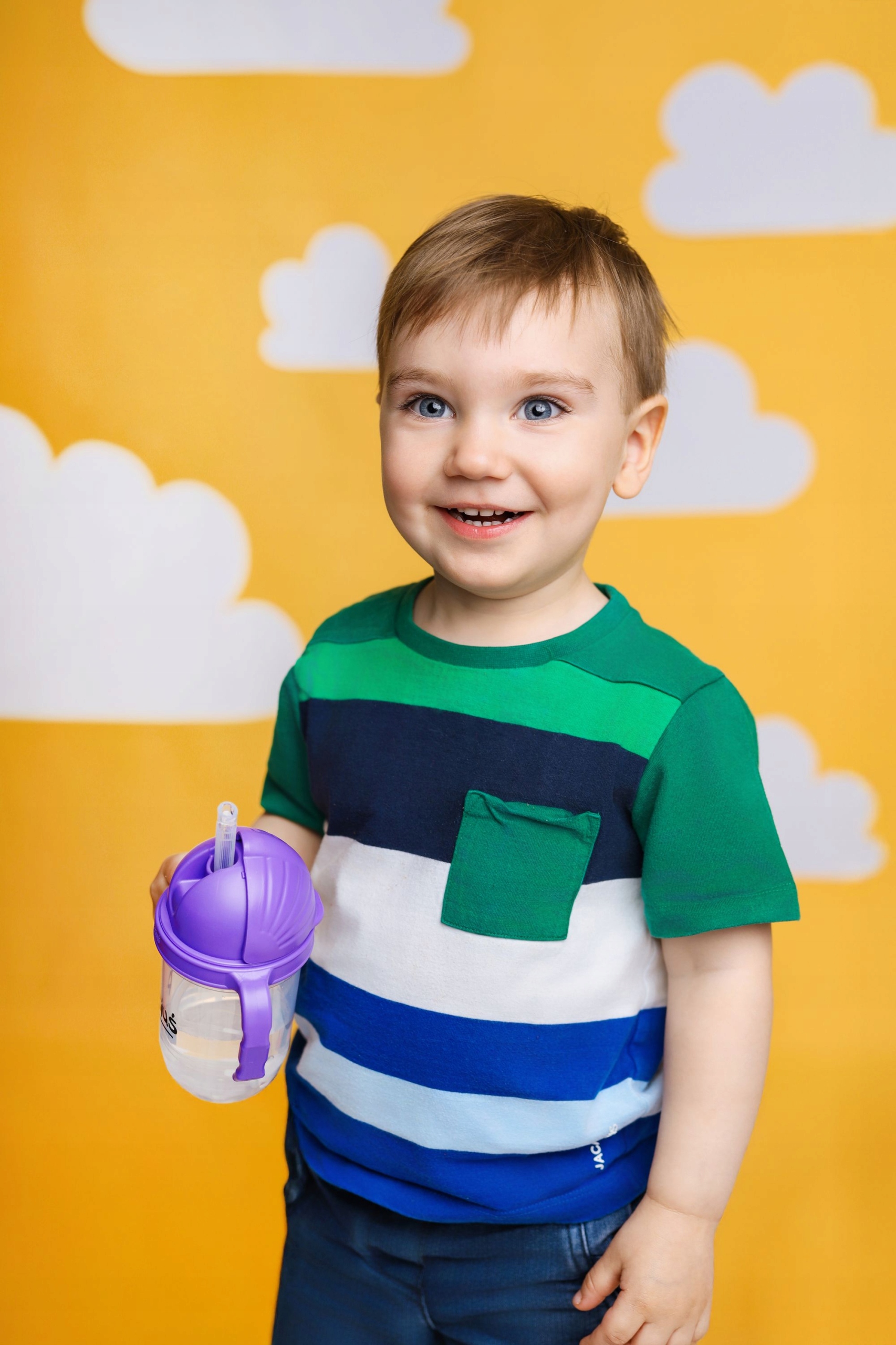 Piciuś Sippy buteliukas vaikams su pasvertu šiaudeliu 240 ml 6m+ BLUE