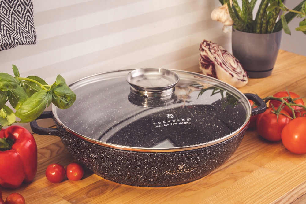 Žemas plokščias marmurinis puodas 28 cm WOK 3,3 l indukcinės dujos 8134