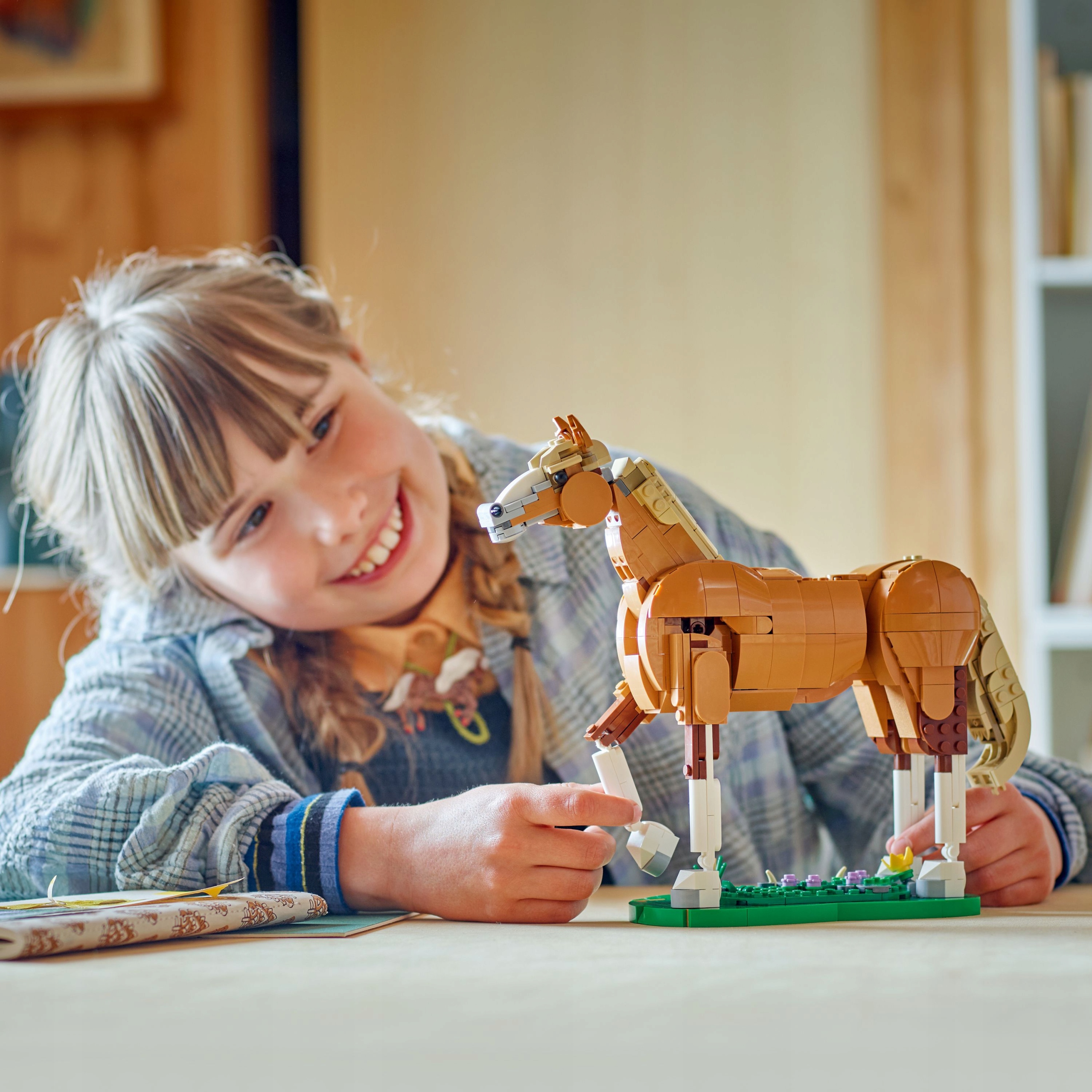 LEGO Creator 3w1 31166 gražus žirgas konstravimas