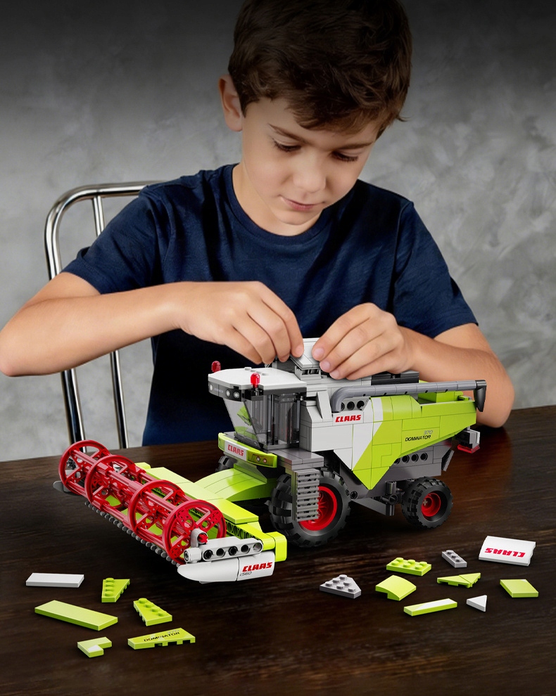 Cada traktorius CLAAS Dominator 384 klociniai