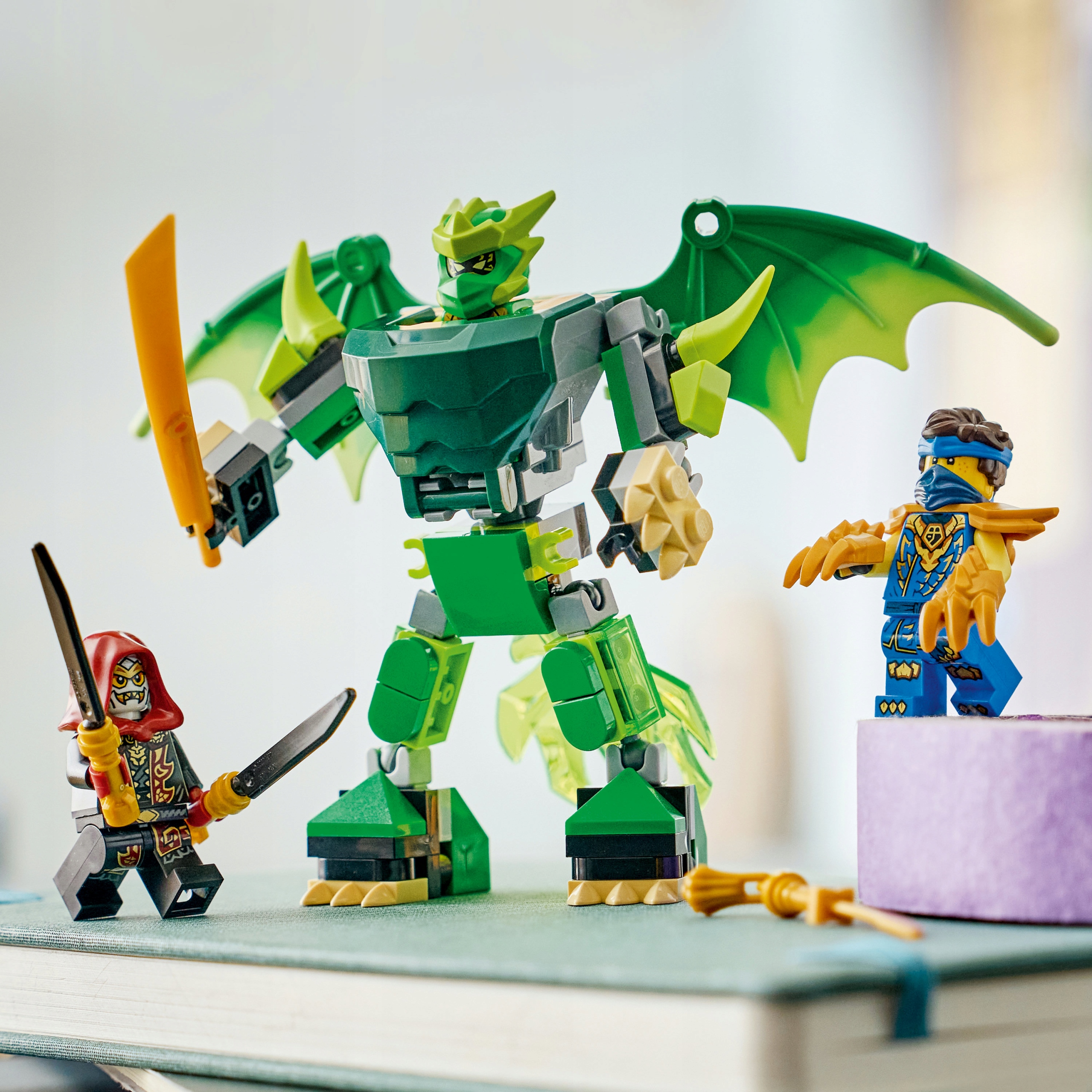 LEGO Ninjago Lloyd smaugų mech 71862