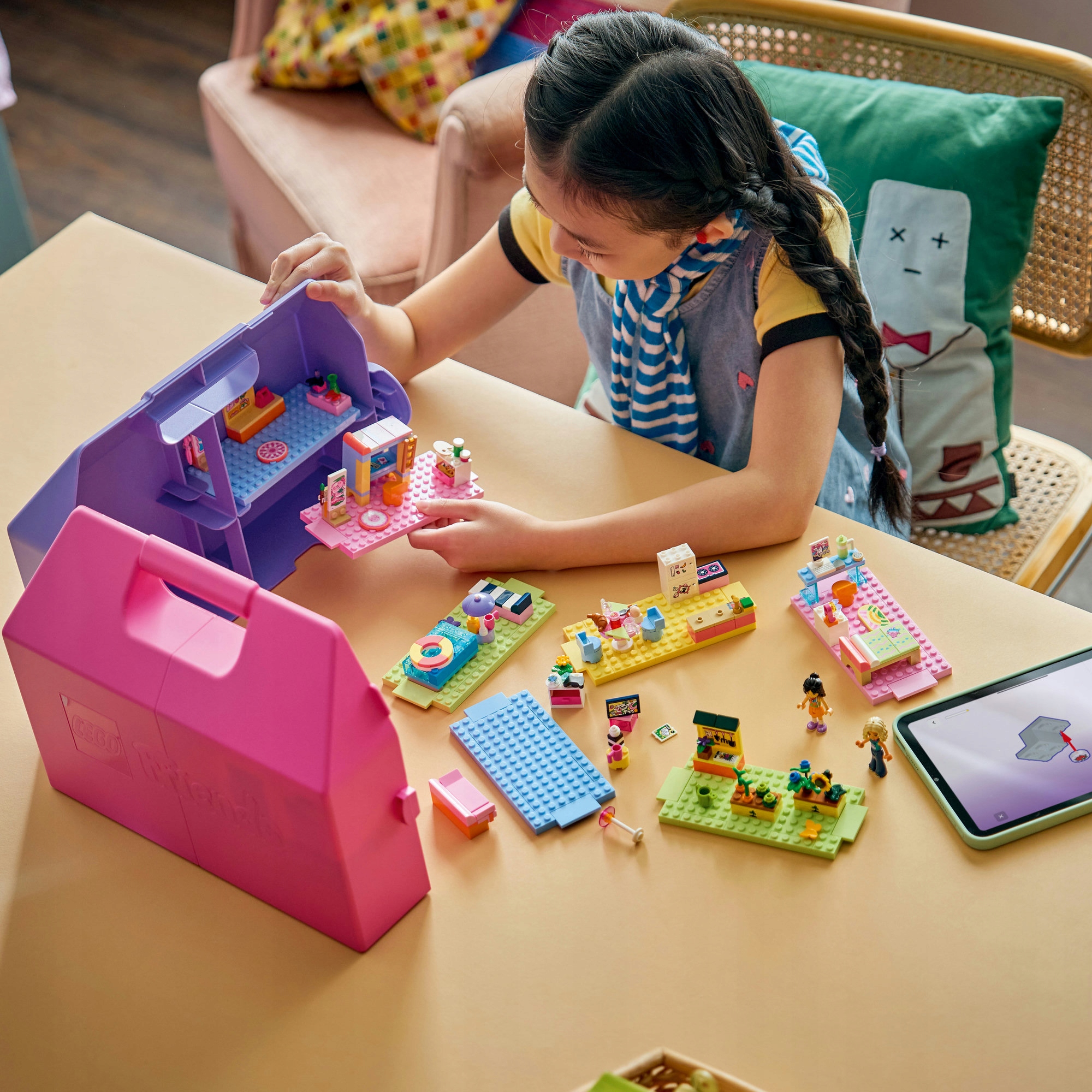 LEGO Friends 42697 kabanėlių valizėlė