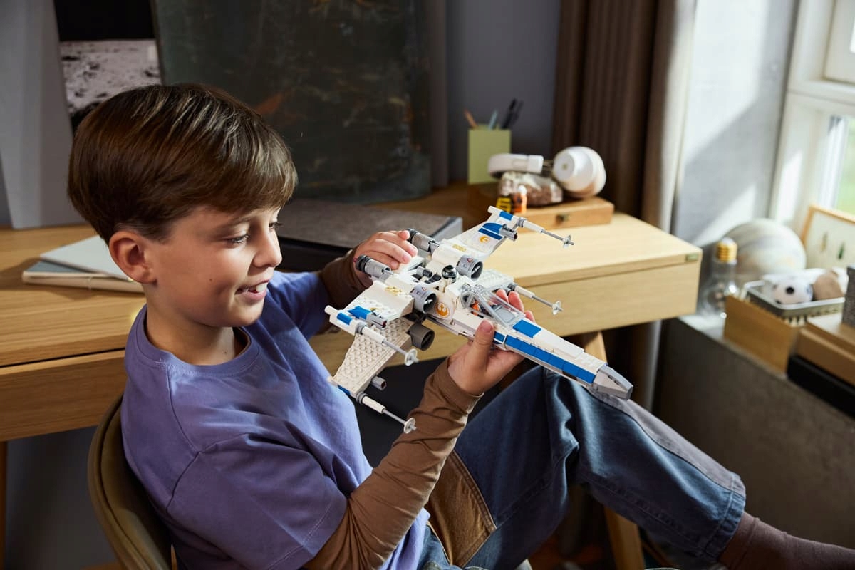 Lego Star Wars X-Wing naujosios respublikos 75460