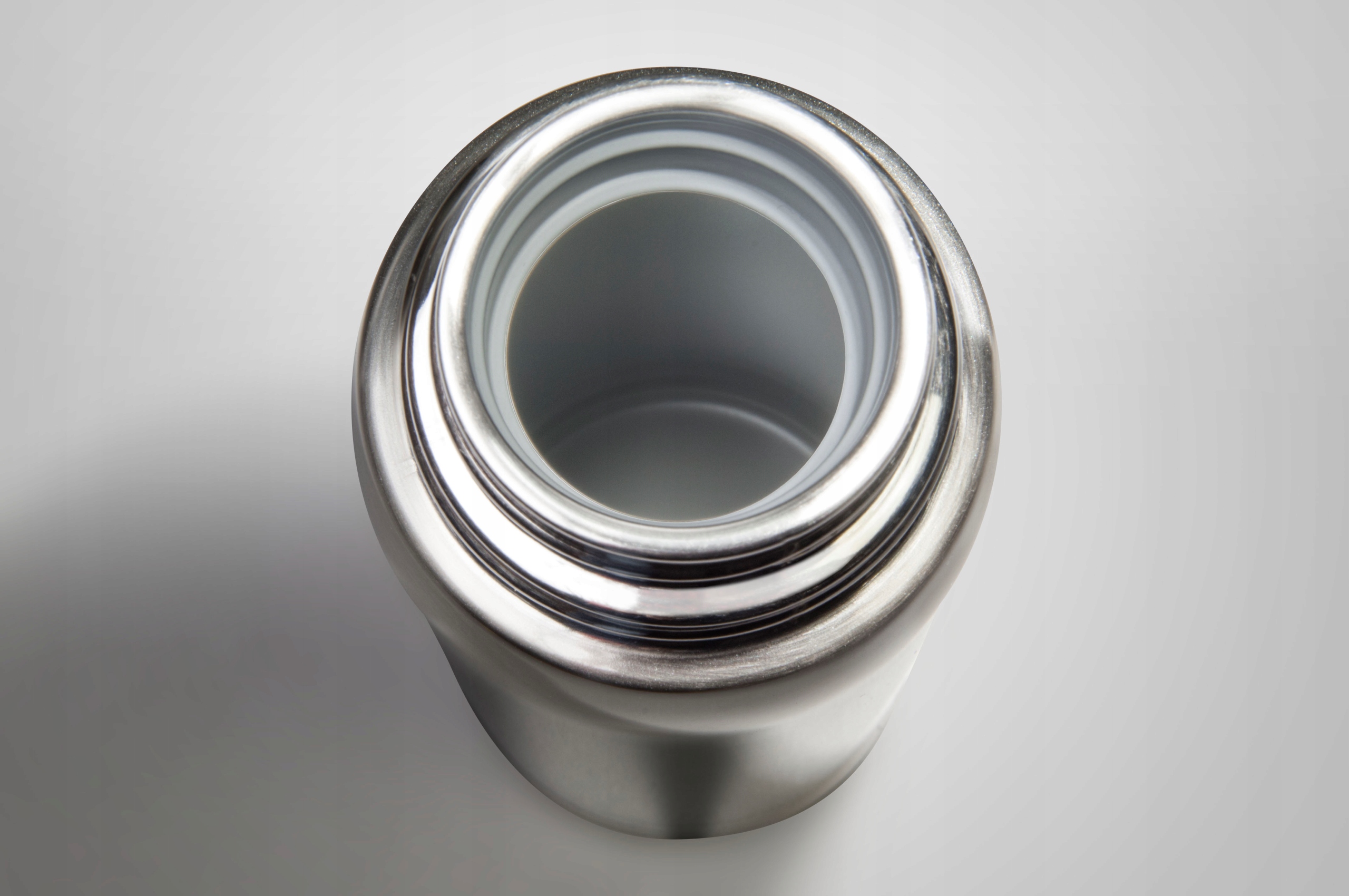 Plieninis termosas su puodeliu ZOJIRUSHI SJ-JS 820ml.