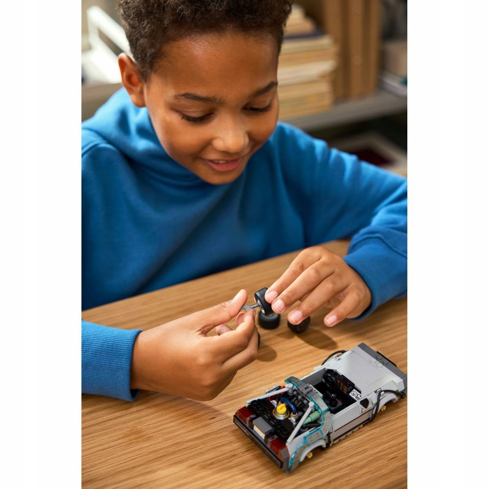 LEGO SPEED CHAMPIONS Atgal į ateitį laiko mašina 77256