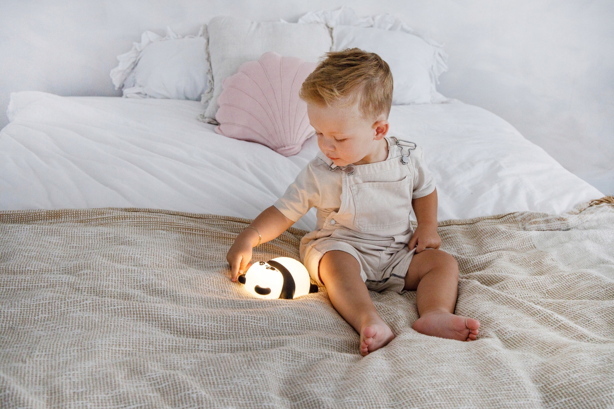 InnoGIO vaikiška naktinė lemputė silikoninė LED panda touch minkšta