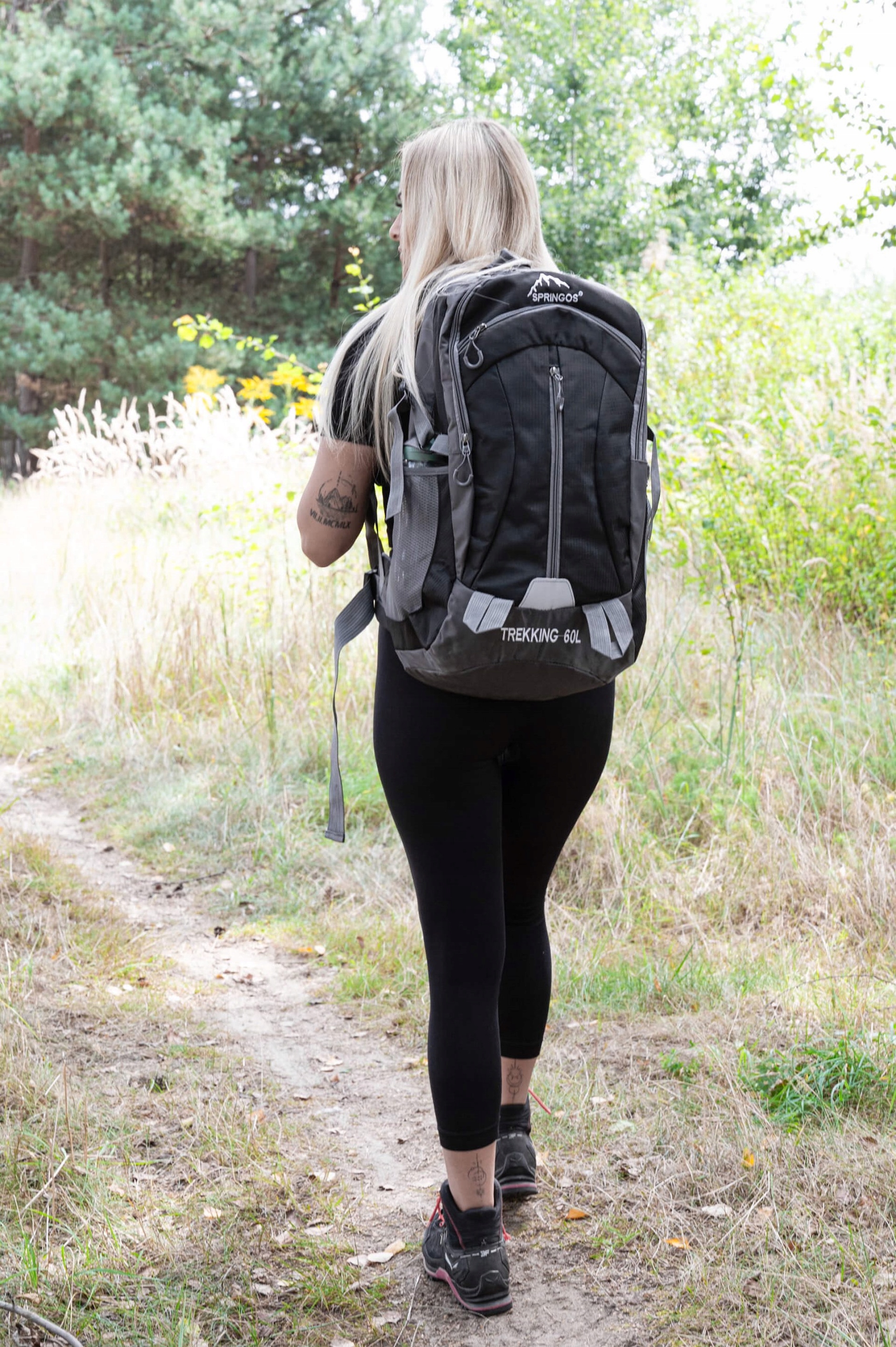Springos trekinginis kuprinė, 60 l, juoda