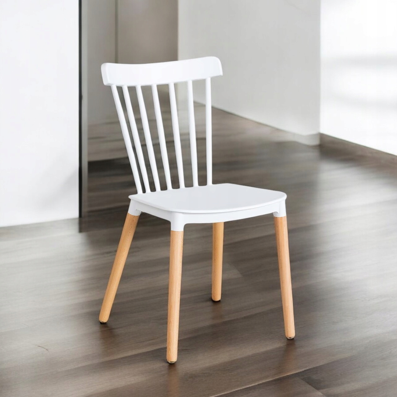 Skandinaviška ažūrinė valgomojo kėdė Balta LOFT For Hotel Home Bistro