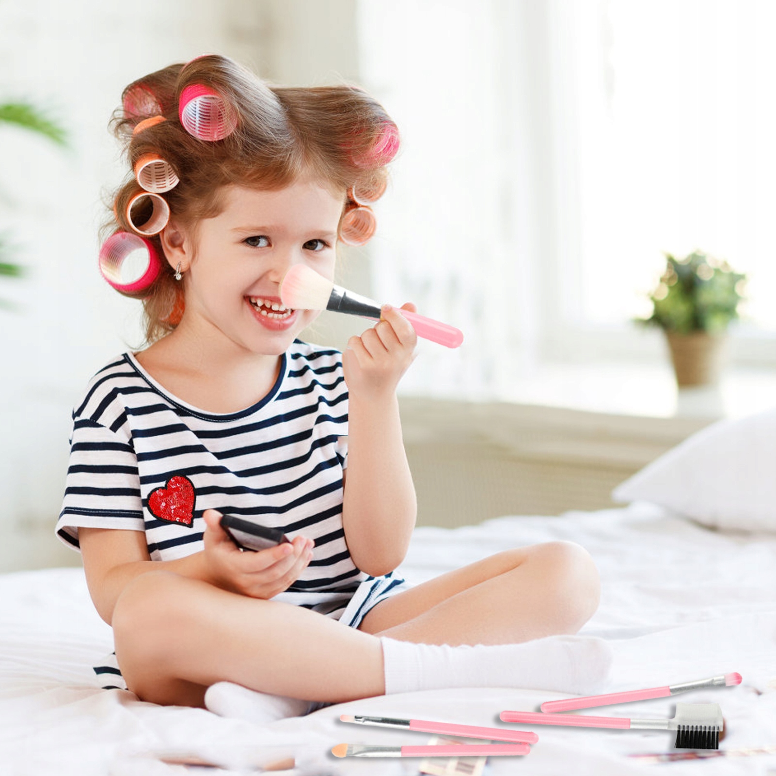 MAKIAŽO KOSMETIKOS DĖŽUTĖS DAŽYMO RINKINYS PRINCESĖS PILIS DOVANA