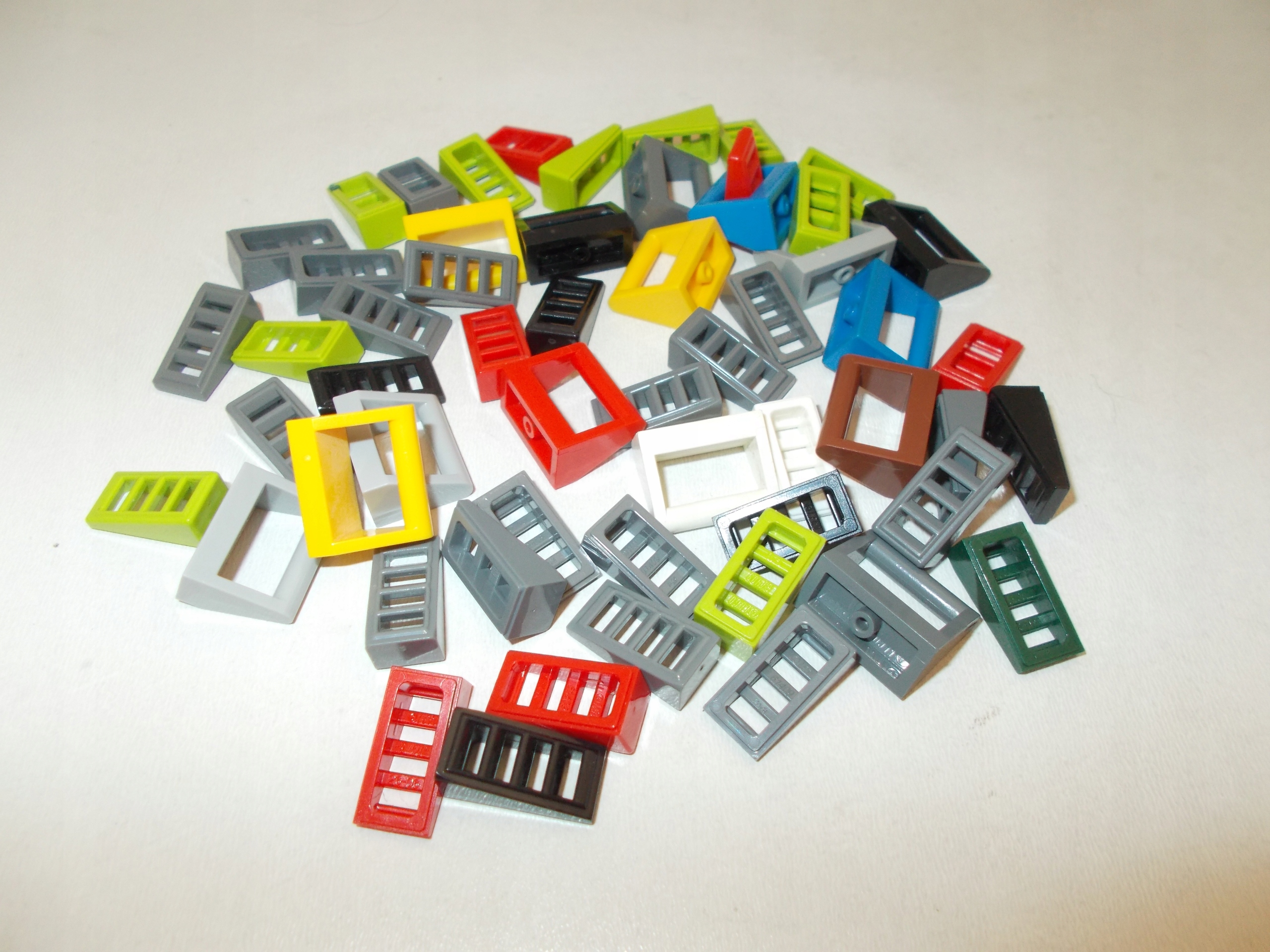 LEGO kaladėlių ELEMENTAI