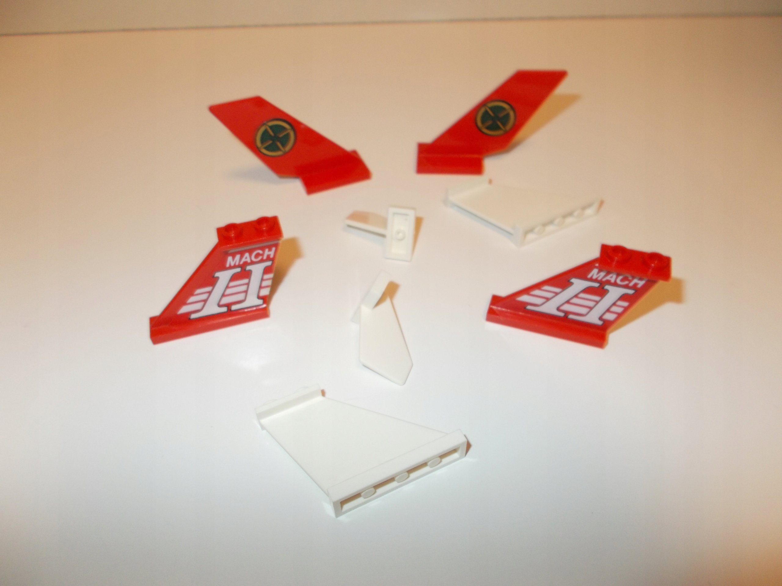 Lego klockai ir elementai