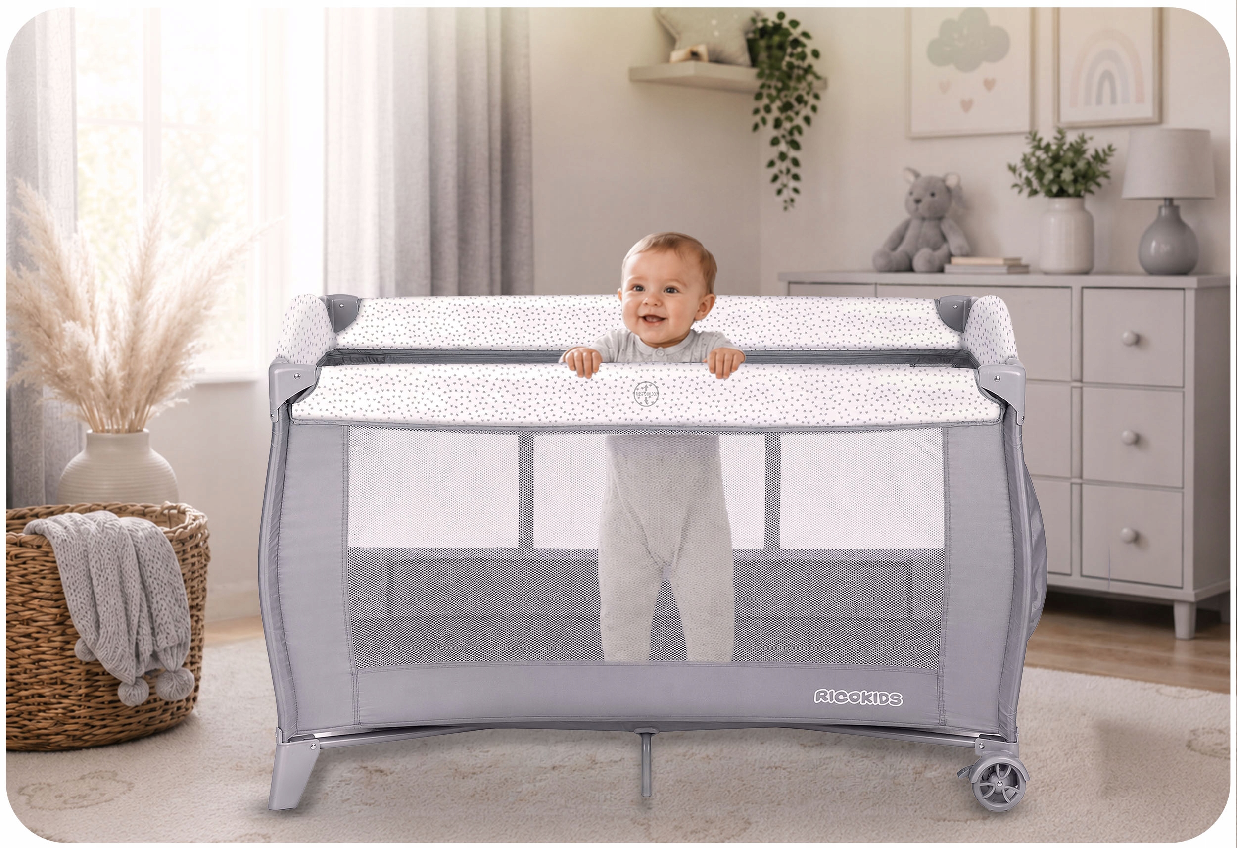 RicoKids dviejų lygių kelioninis lovelis su matracais