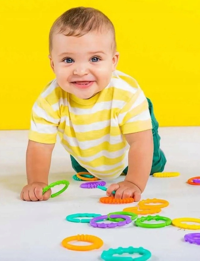ĮVAIRIŲ FORMŲ IR SPALVŲ 24x SENSORY TEETHER pakabukų RINKINYS - DOVANA!