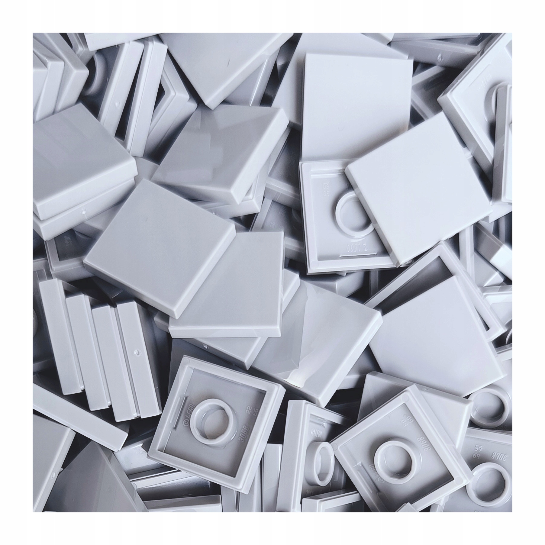 LEGO plytelė 2x2 šviesiai pilka LBG 4211413 3068b - 50 vnt.