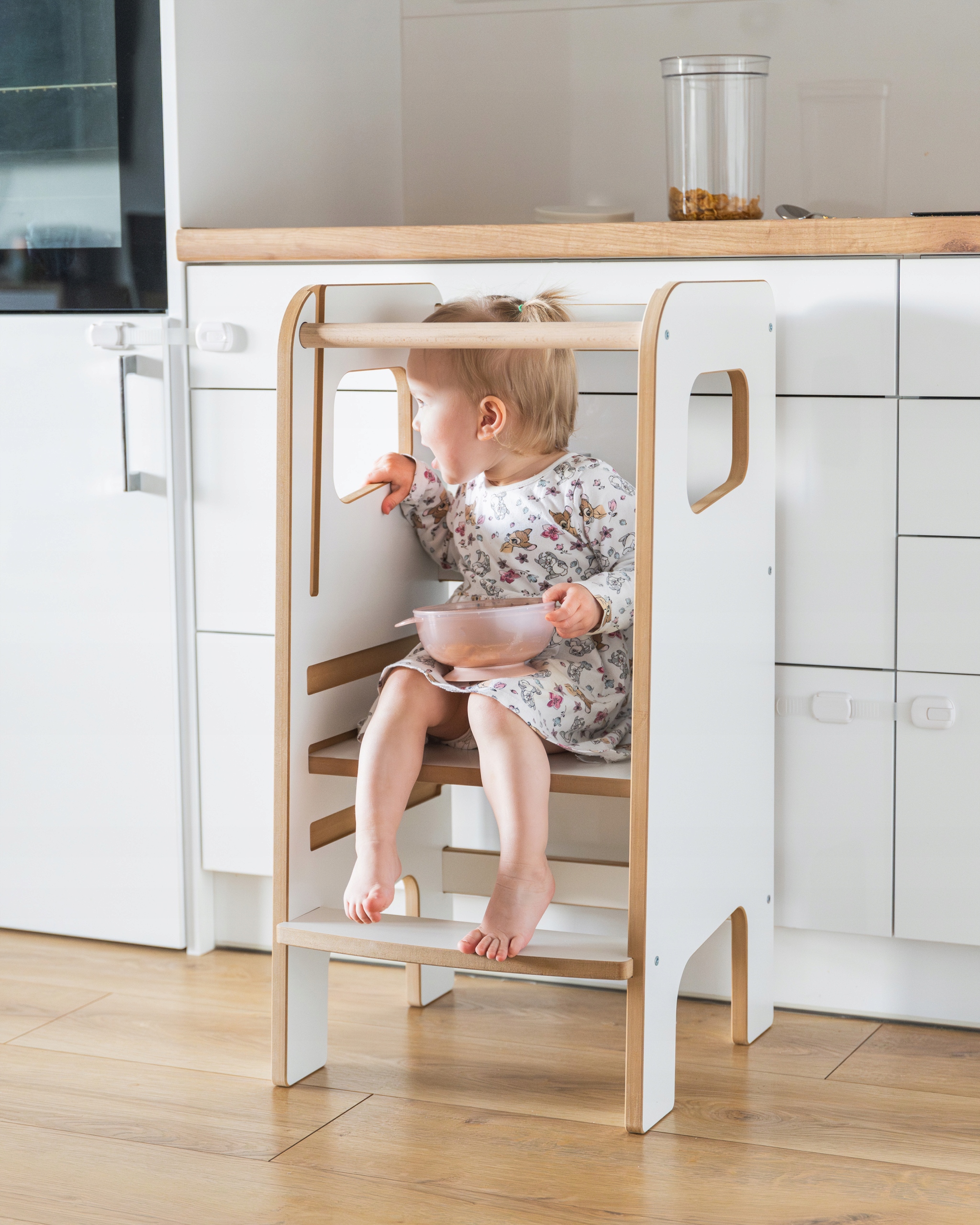 VIRTUVĖS PAGALBĖJAS ​​Itin saugus Montessori virtuvės pagalbininkas vaikams