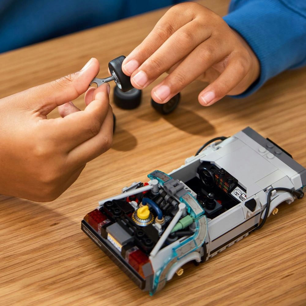LEGO SPEED CHAMPIONS Atgal į ateitį laiko mašina 77256