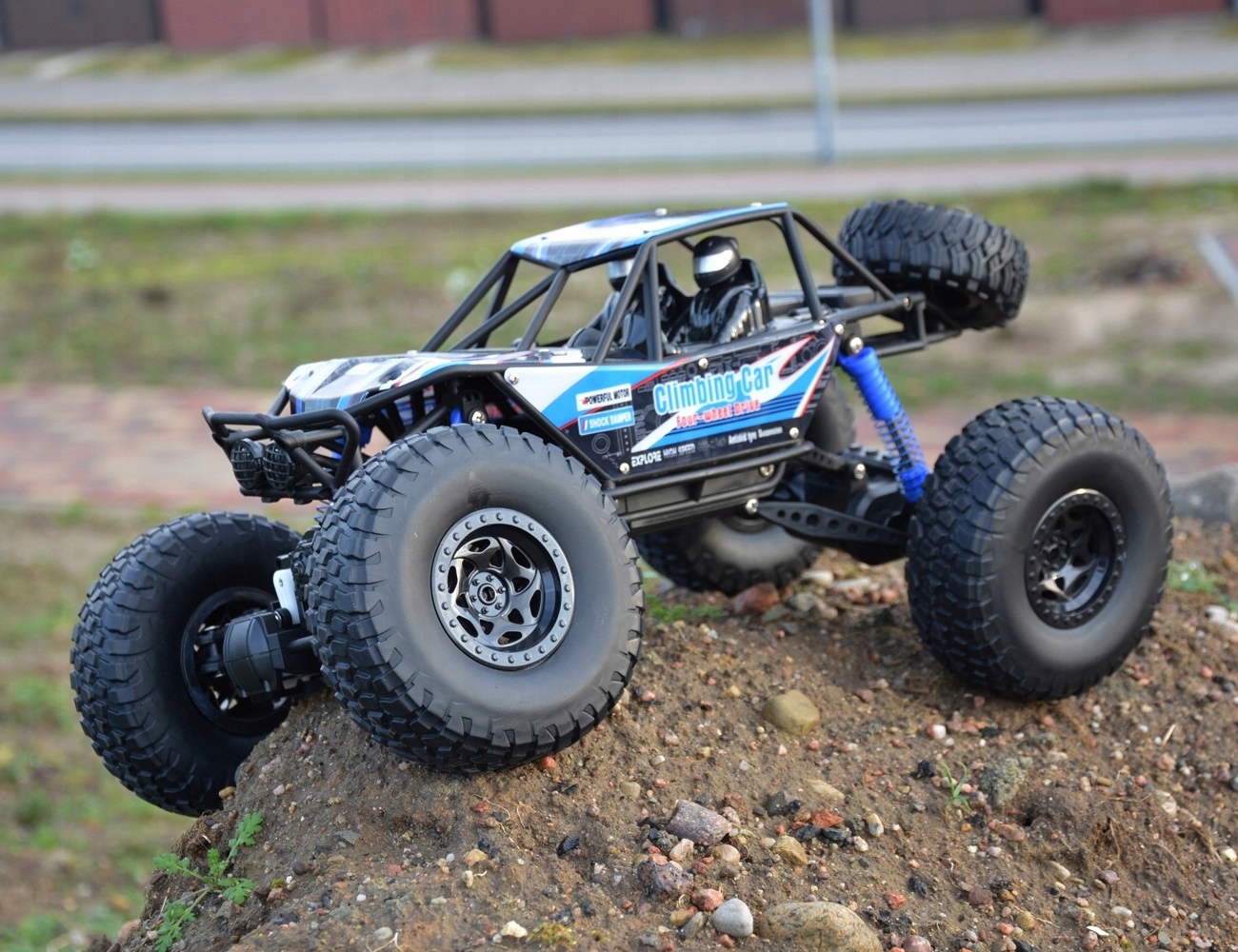 Pan i Pani Gadżet tereninis RC automobilis 4x4