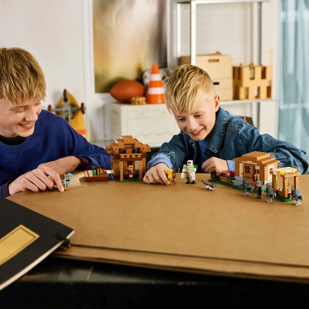 LEGO Minecraft 21596 šaukstytojų ataka