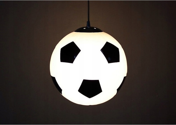 Krislamp pakabinama lempa su futbolo kamuolio dizainu