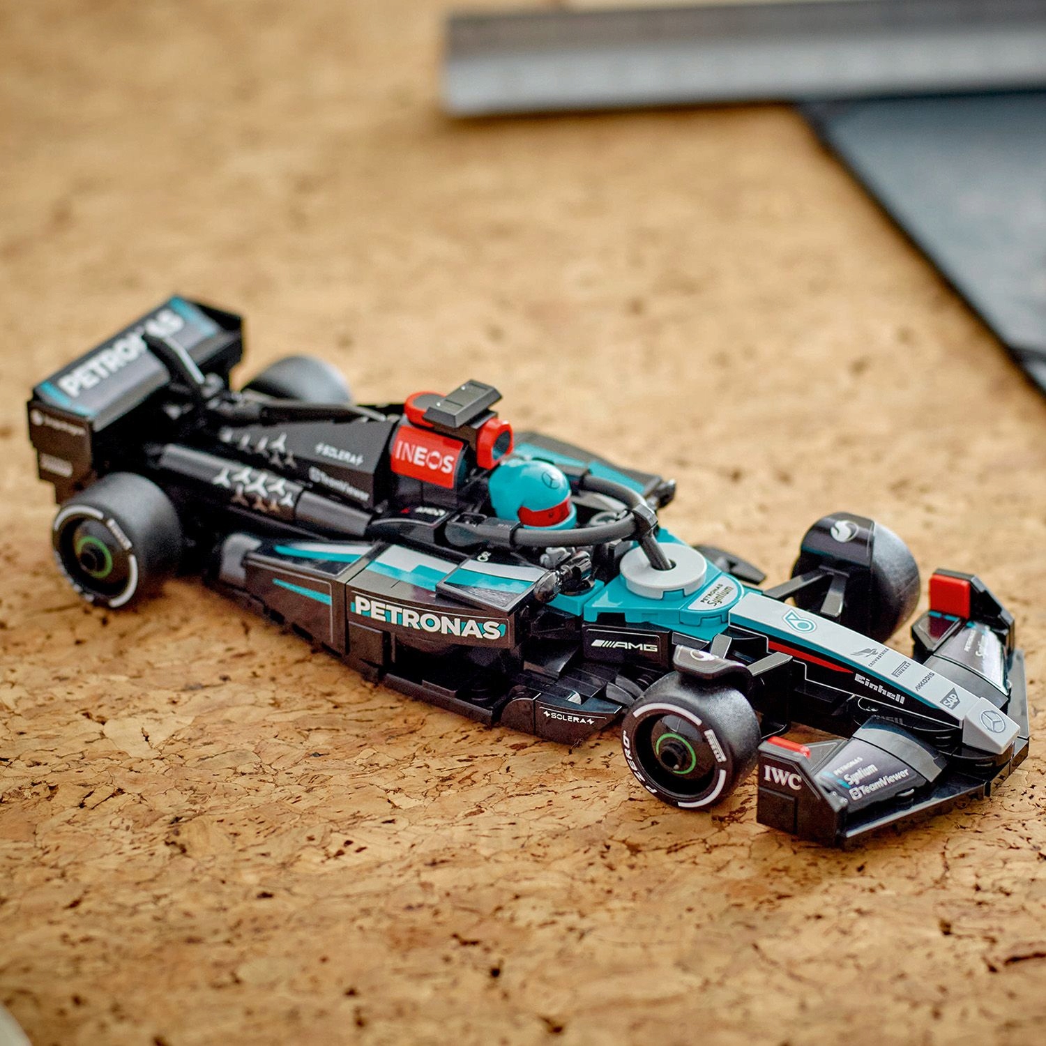 LEGO Speed Champions 77244 Mercedes-AMG W15 F1