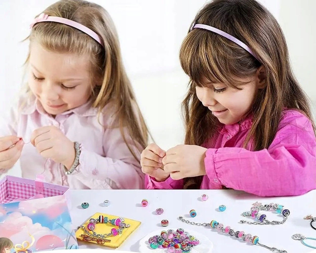 Kinderini paprastų rankinių rinkinys su vienaragiu