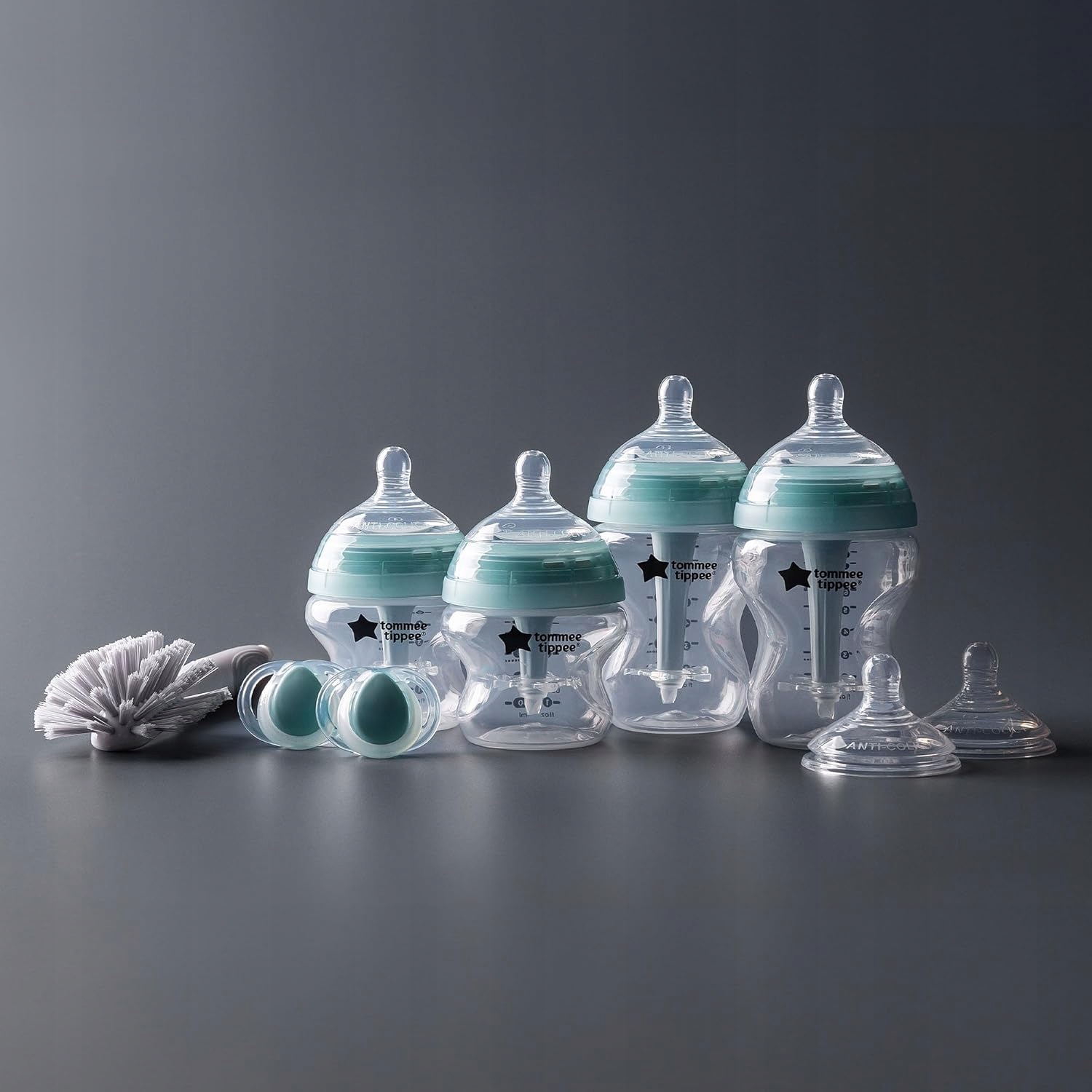Tommee Tippee nuo pilvo dieglių pradžios rinkinys, 4 buteliukai + priedai