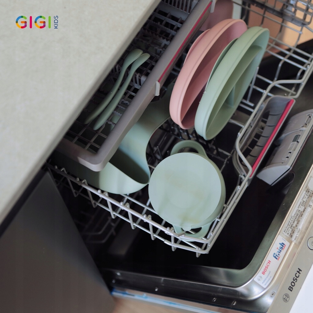 Gigi Kids silikoninis rinkinys su lėkštute ir šaukštais